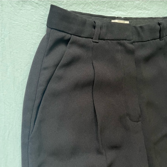 Wilfred Cropped Pleated Trousers in Black - Picture 8 of 12